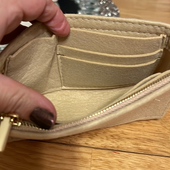 Dior Pouch w- Handles Attached & Organizer - Picture 5 of 8